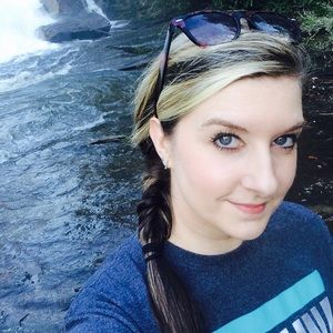 Meet your Posher, Kristina